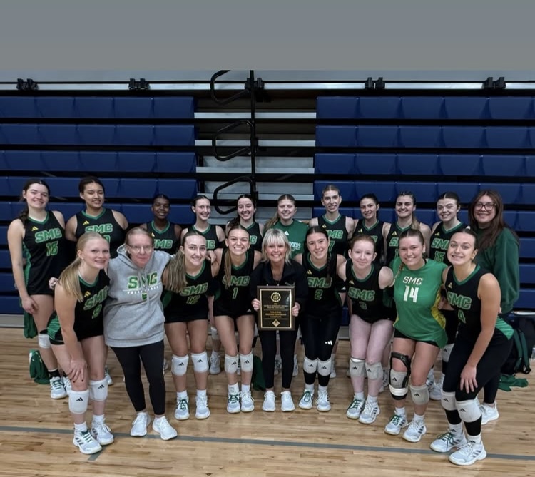 Volleyball Defeated by GRCC in Semis
